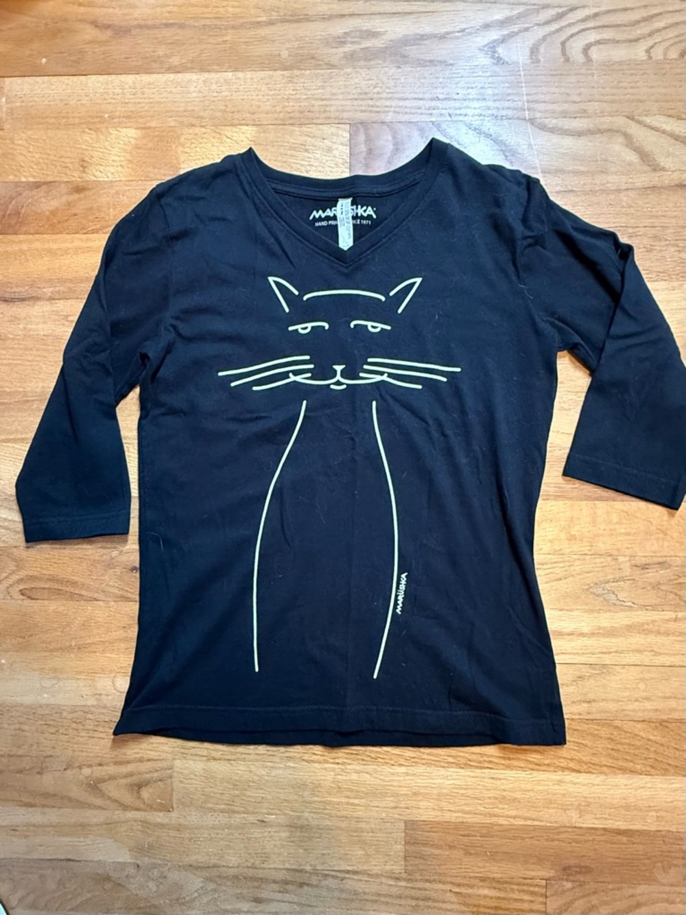 Marushka 3/4 sleeve V-neck Cat Print Tee Shirt